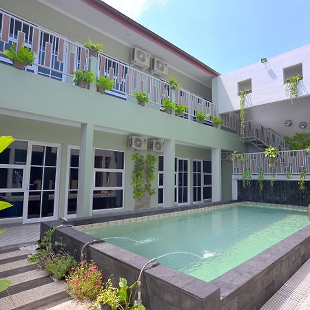 Oyo 583 Puri Gejayan Asri Syariah Hotell Kejayan Exteriör bild