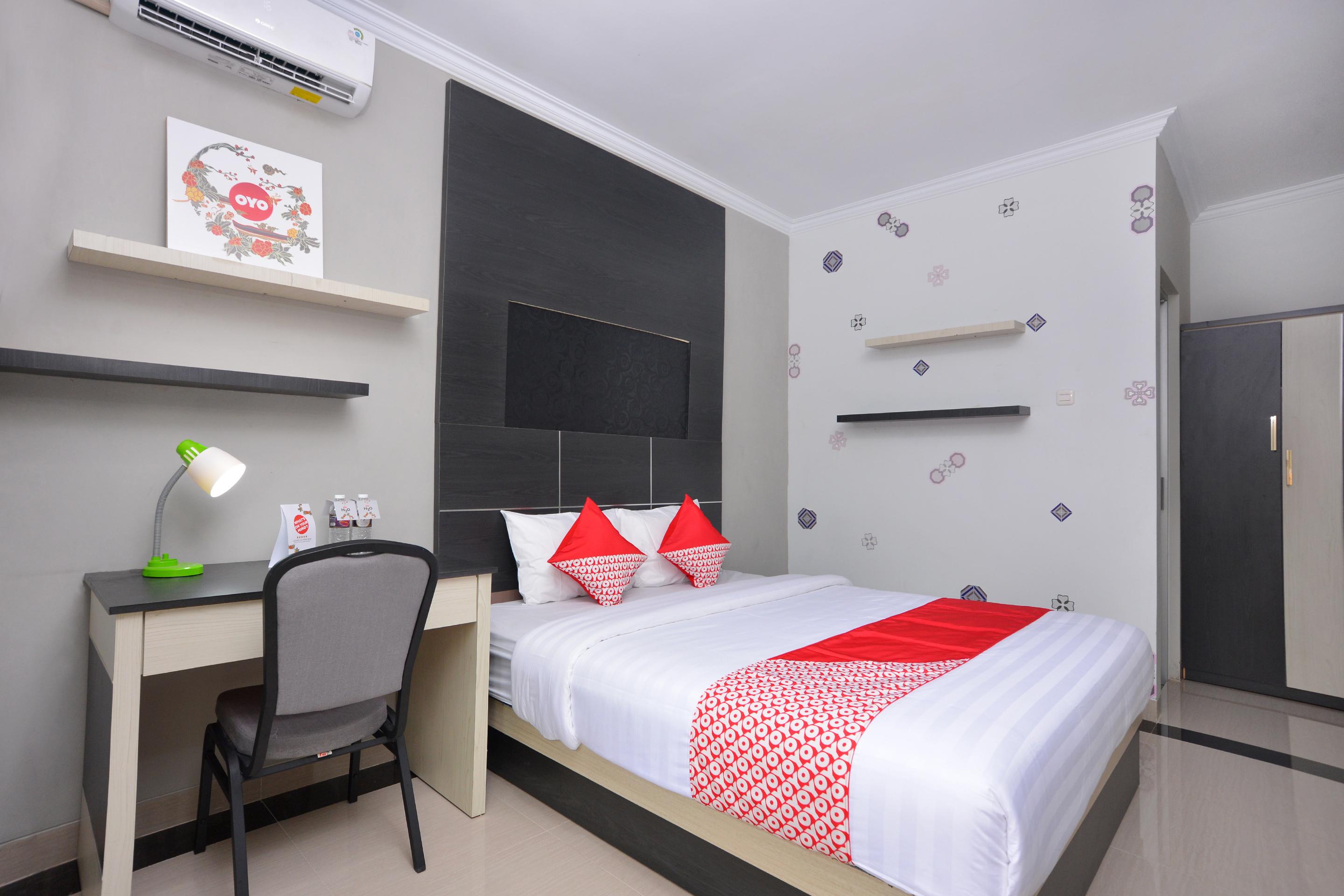 Oyo 583 Puri Gejayan Asri Syariah Hotell Kejayan Exteriör bild